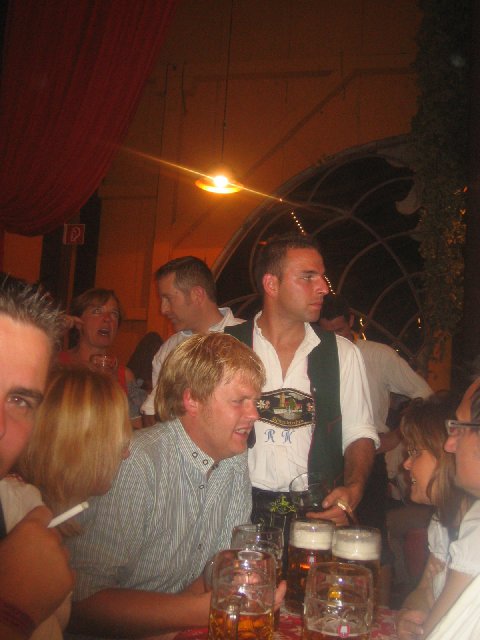 2007_09_24_Wiesn_009